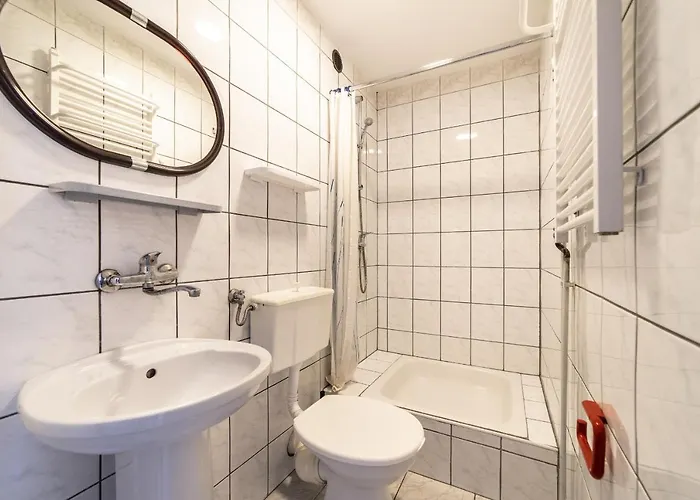 Goscinne Maj - Rozewie База отдыха Ястшембя-Гура